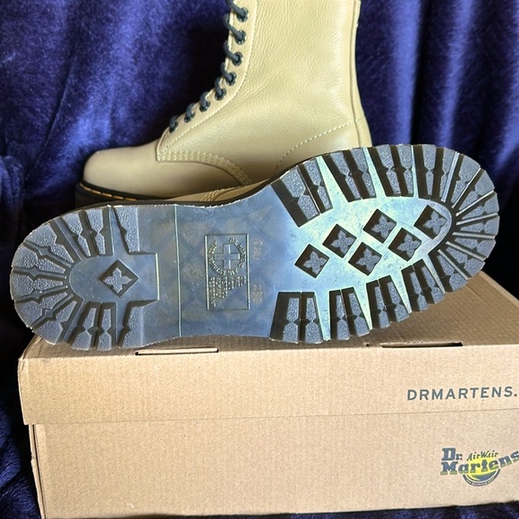 Dr. Martens 1460 Max Leather Platform Boots - Picture 8 of 12